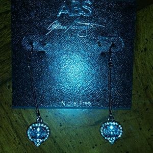 Allen Schwartz gunmetal earrings